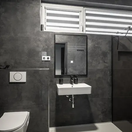 Hotel apartamentowy Oza *