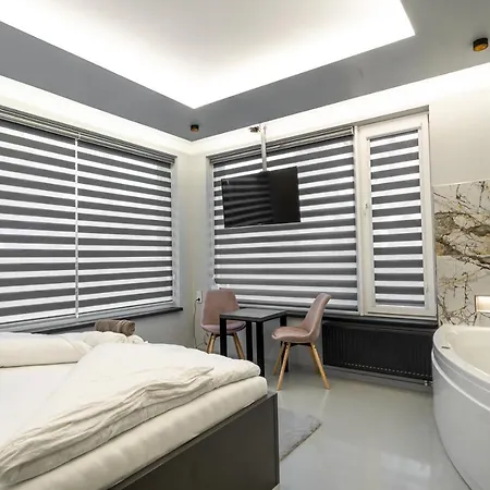 Oža Apartmanhotel 3*